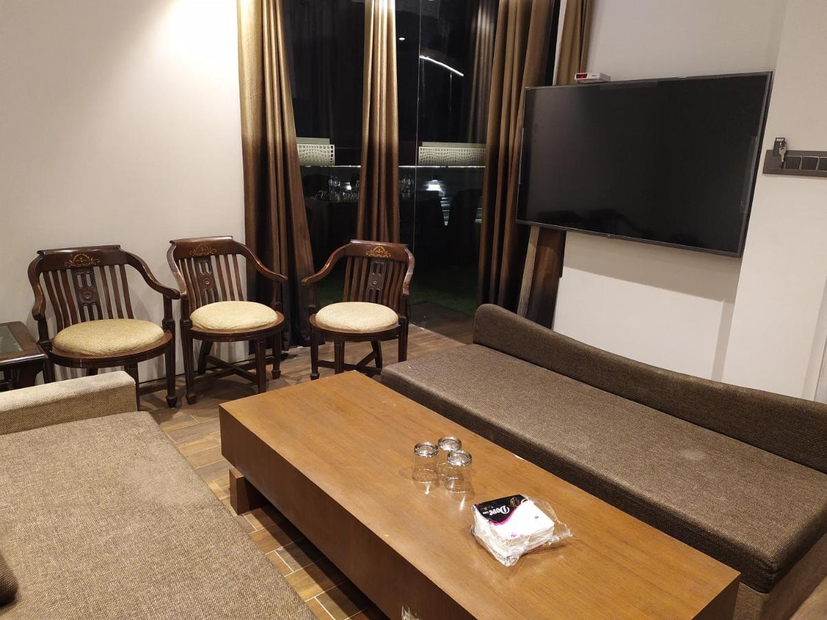 Hotel Star Inn Gangānagar Dış mekan fotoğraf